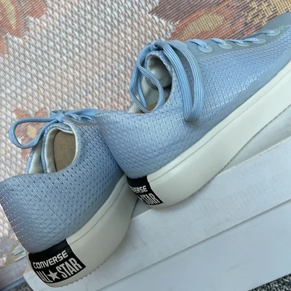 Converse WMNS 156650C
CTAS MODERN OX Chuck Taylor All Star 
PORPOISE/EGRET/EGRET - Picture 15 of 16